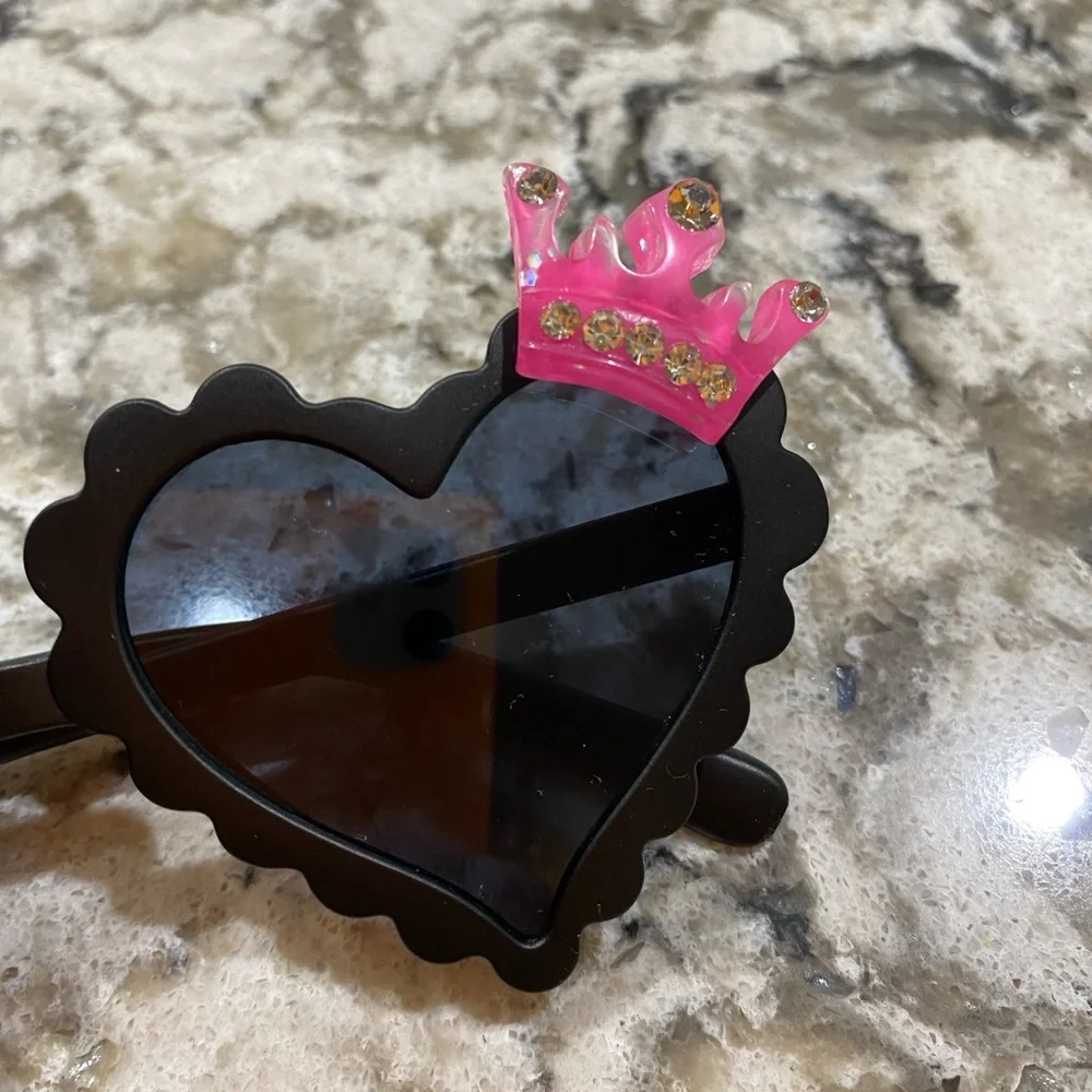 Girls black heart shaped crown sunglasses